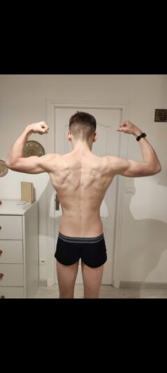 Screenshot_2024-02-08-07-16-15-318_com.miui.gallery