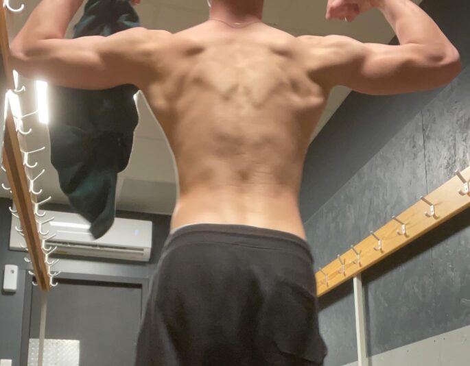 F4B82C74-DC0C-41E7-B161-D8E777758BF6