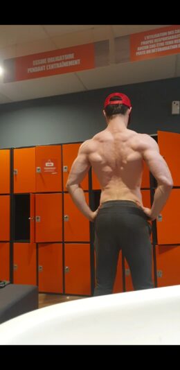 Screenshot_20230907-085801_Video Player