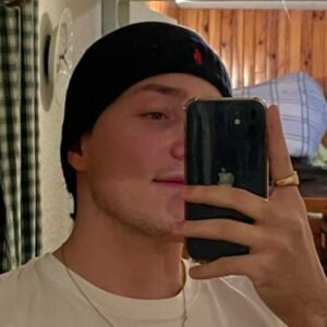 Photo de profil de Adrien_